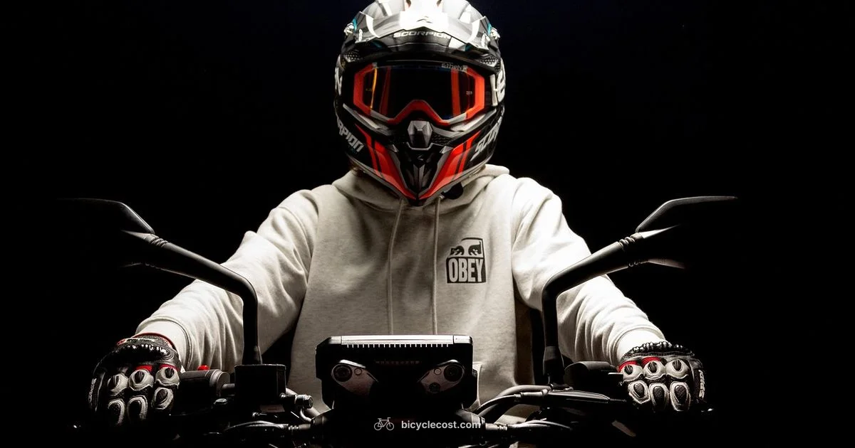 Bike vs Moto - BicycleCost