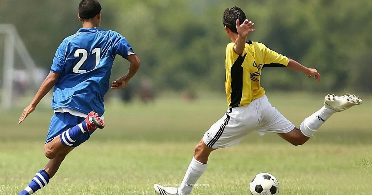 Bicycle Kick vs Overhead Kick - BicycleCost