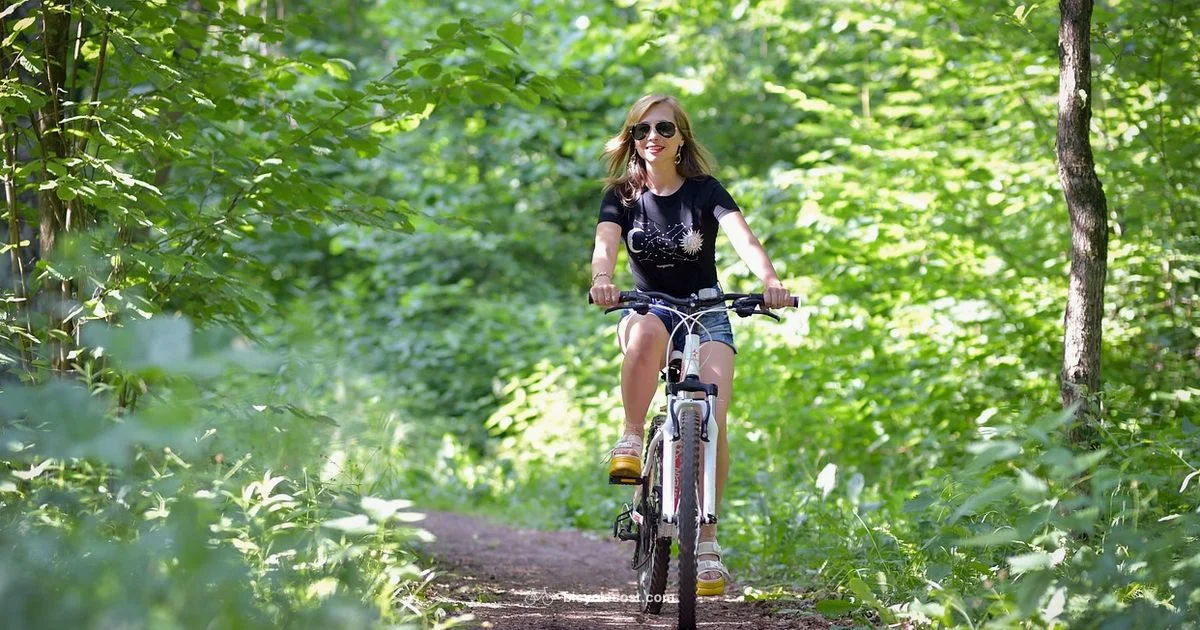 Bicycle vs Treadmill Weight Loss - BicycleCost