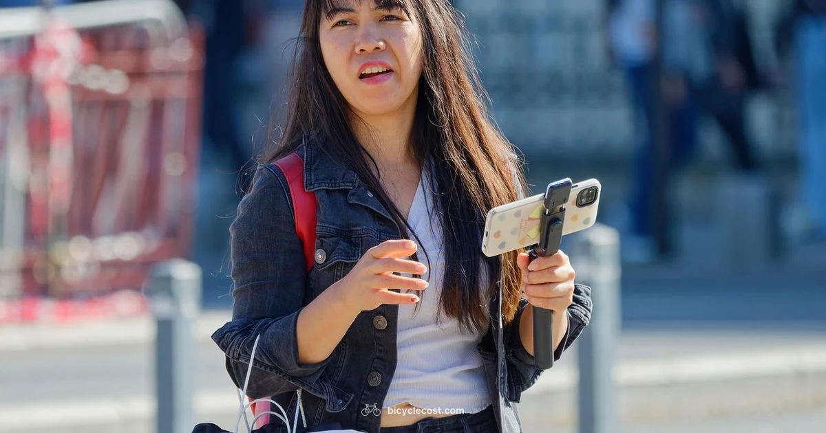 Handlebar Bag Guide - BicycleCost