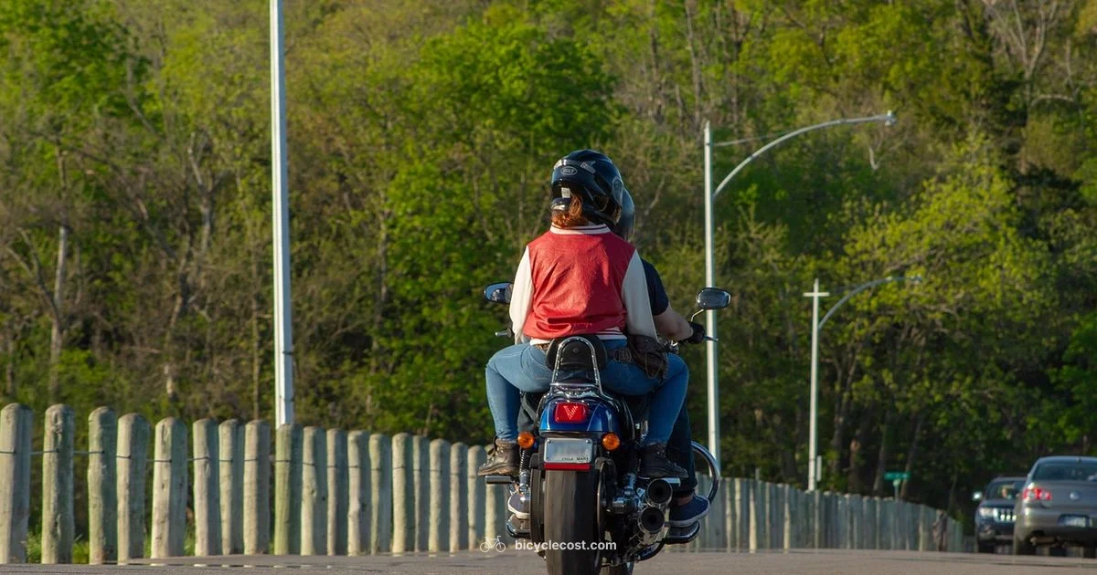 Bike Gloves for Men - BicycleCost