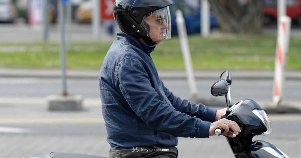 Helmet Law History - BicycleCost