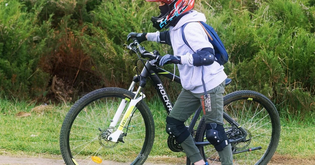 Helmet Law Basics - BicycleCost