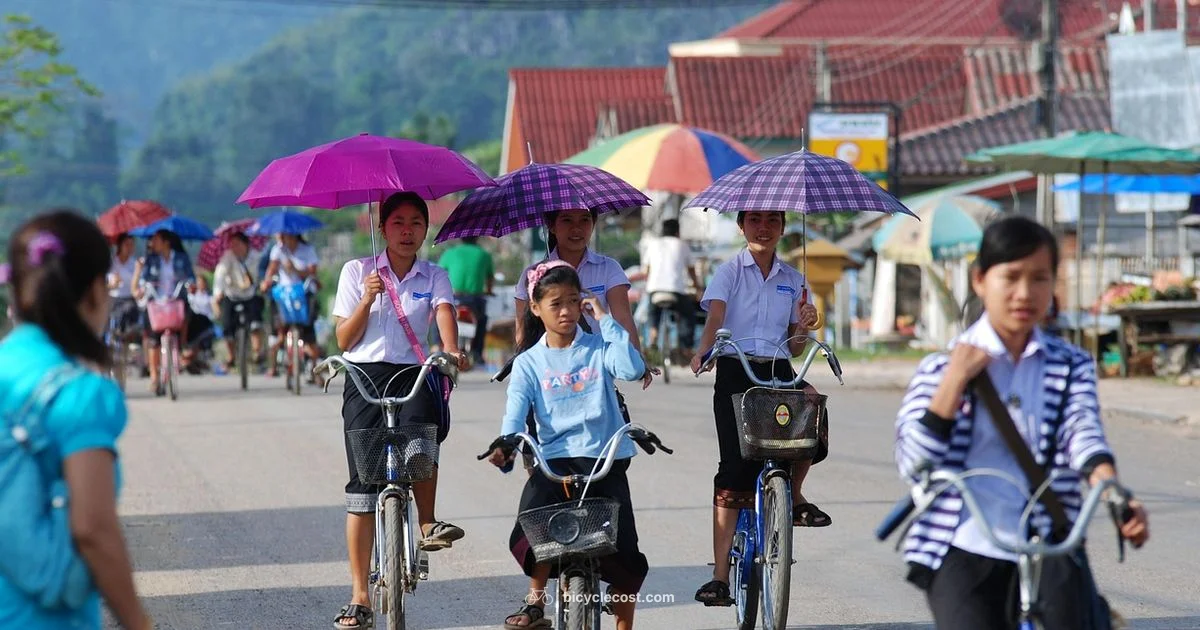 Two-Rider Duet on Bicycle - BicycleCost