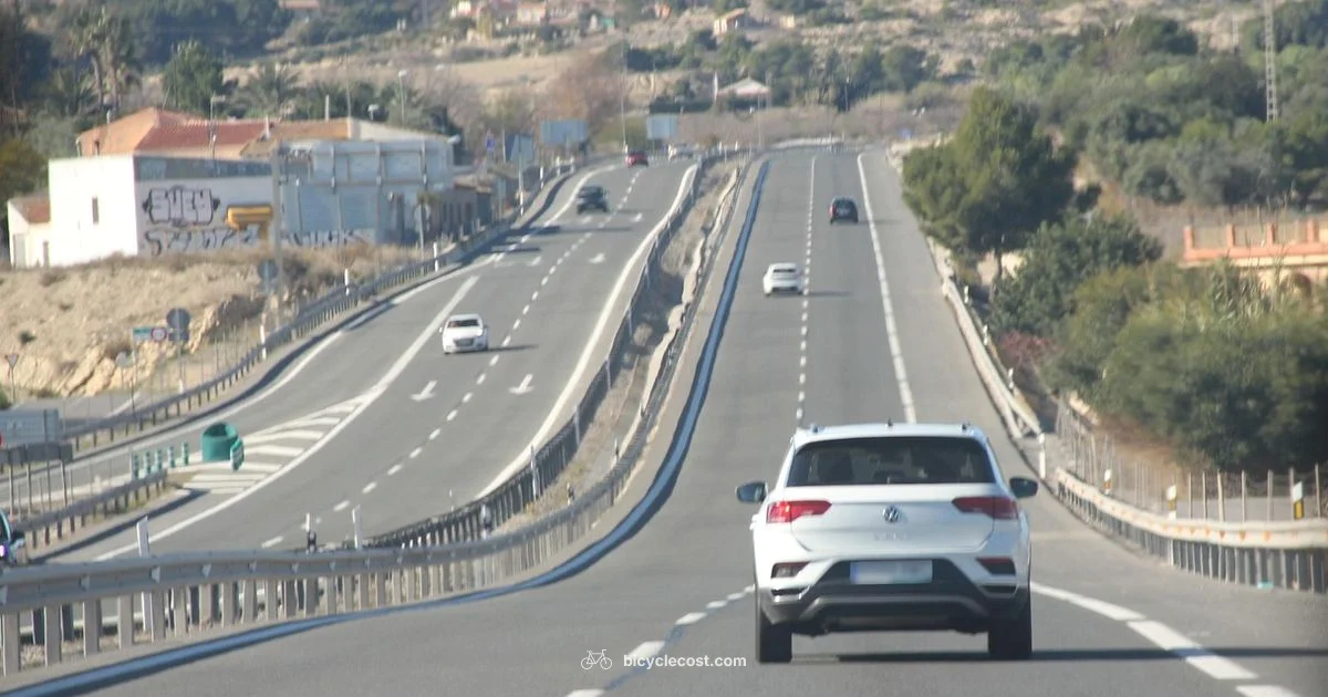 Riding on Dual Carriageways - BicycleCost